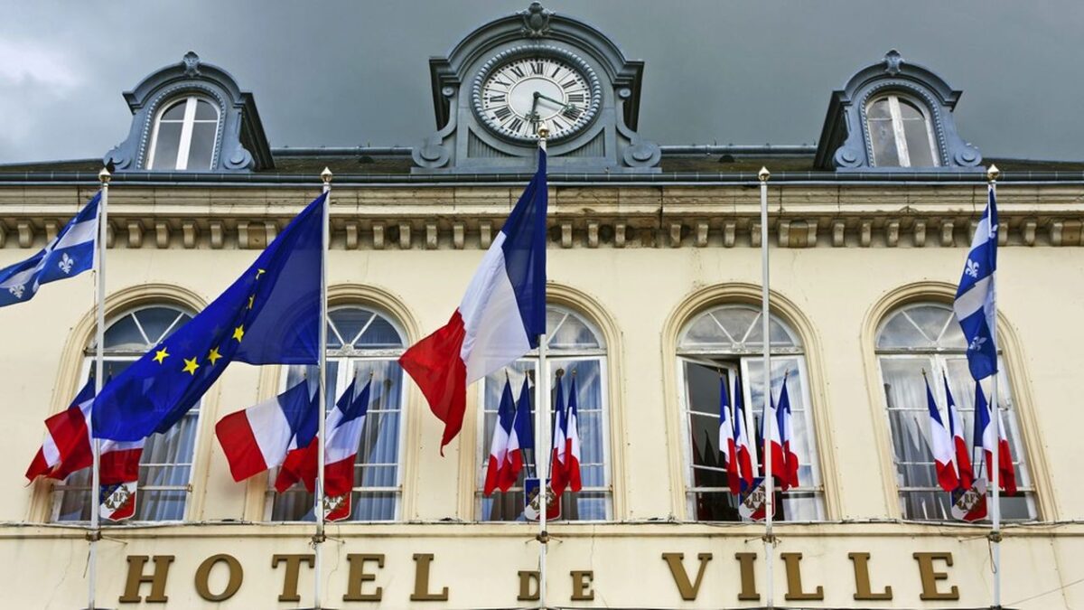 Quel est le délai de réponse de la mairie pour un permis de louer ?